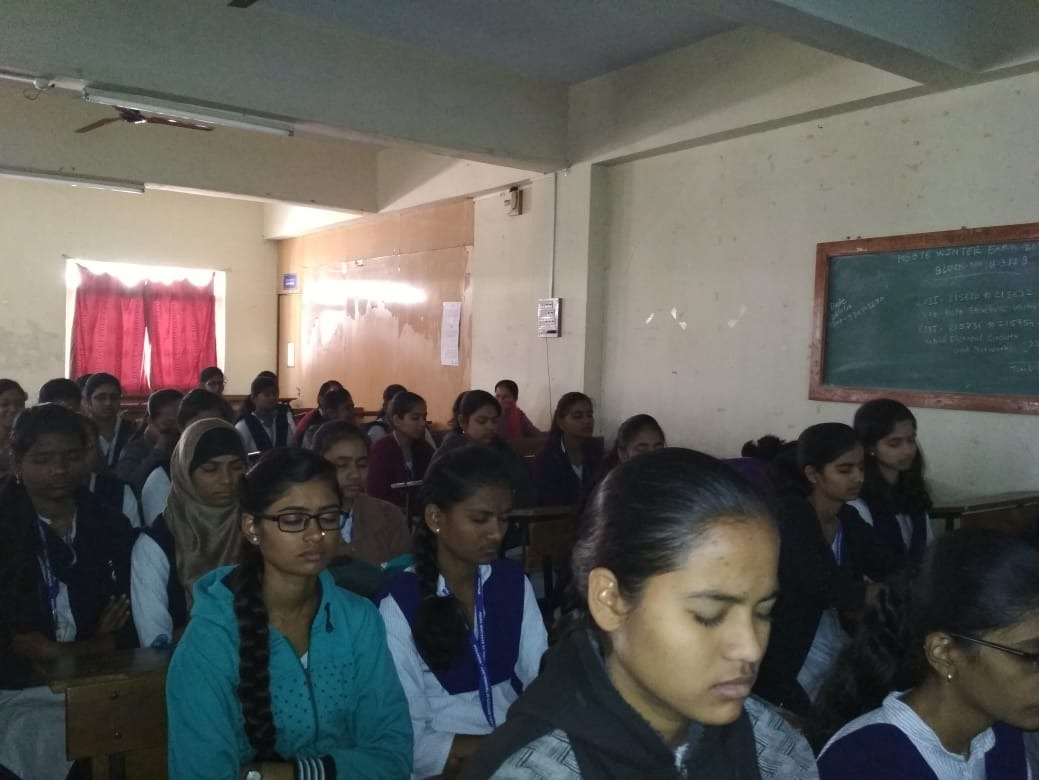 12-01-2019: Vipassana intro and Anapana training conducted at Institute of Technology diploma college, Hadapsar on 12 Jan. 144 students and 5 teachers attended.