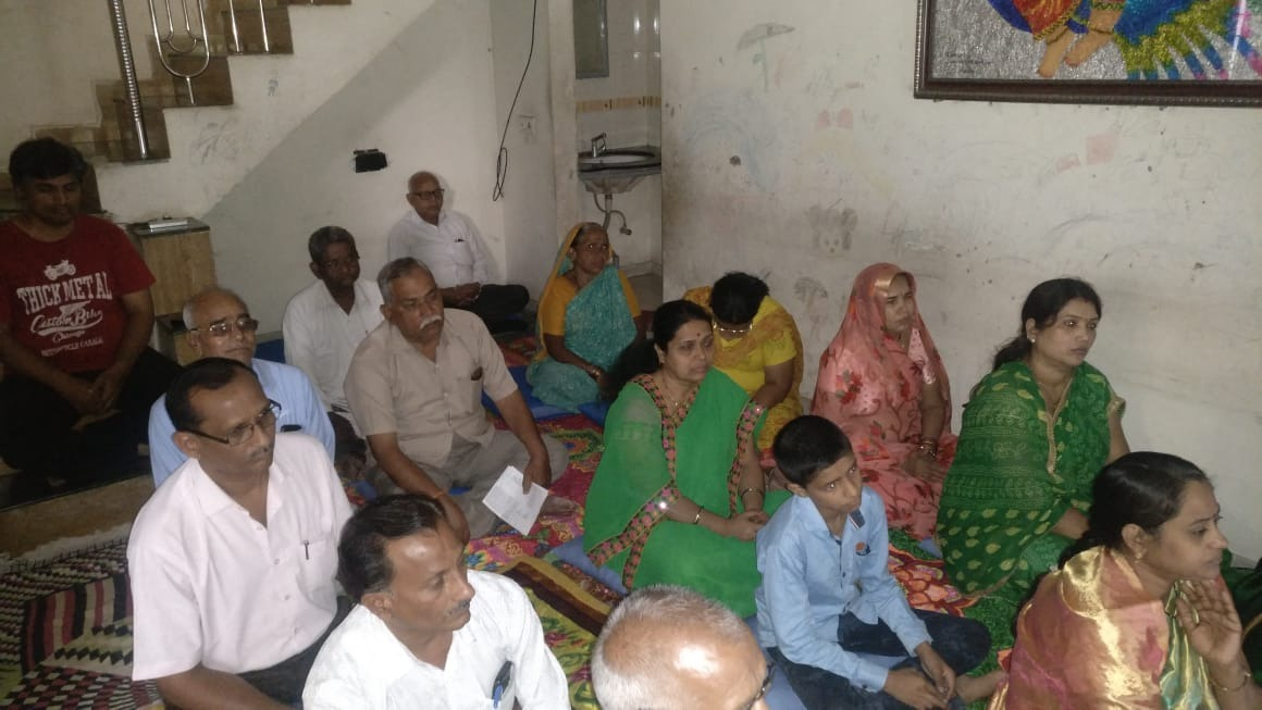 13-10-2018  Introduction to Vipassana and Mini Anapana in house