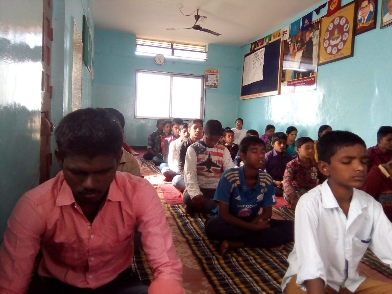 माहेर स्नेहसदन वसतीगृह शिरुर एक दिवसीय बाल आनापान शिबीर दि . १० फेब्रुवारी २०१९  